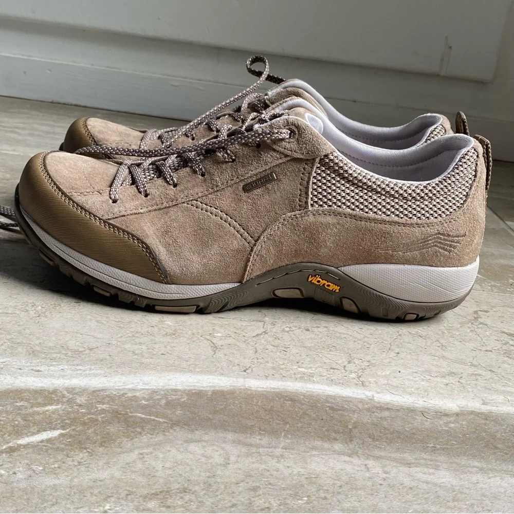 Dansko Paisley Walnut Waterproof Sneaker Vibram Sole Hiking Walking 41 - 10 US - Picture 2 of 9